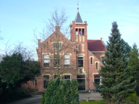 voormalig gemeentehuis ten boer